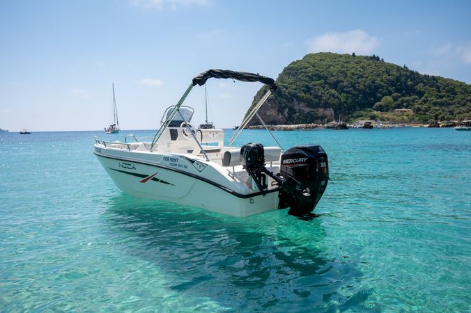 Trimarchi Nica | Aimilios