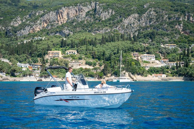 Trimarchi Nica | Aimilios