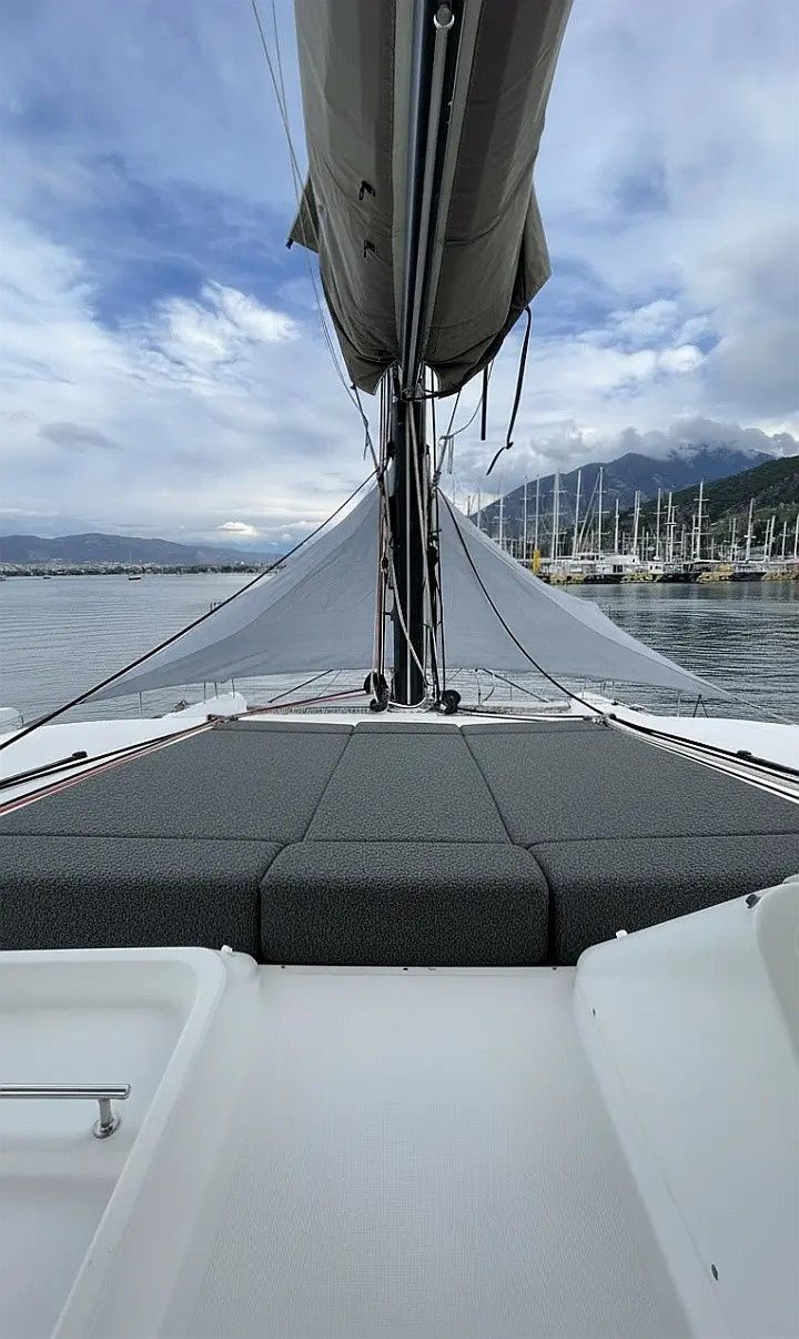 Lagoon 450 F | Loft