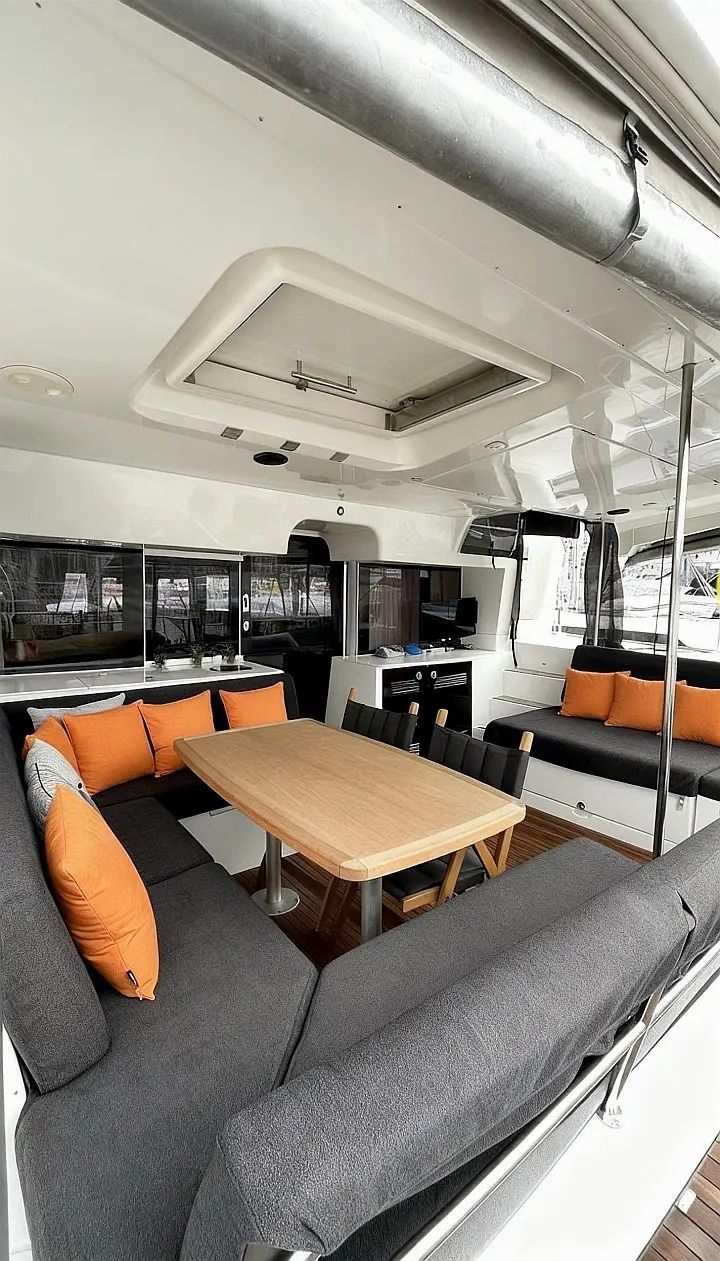 Lagoon 450 F | Loft