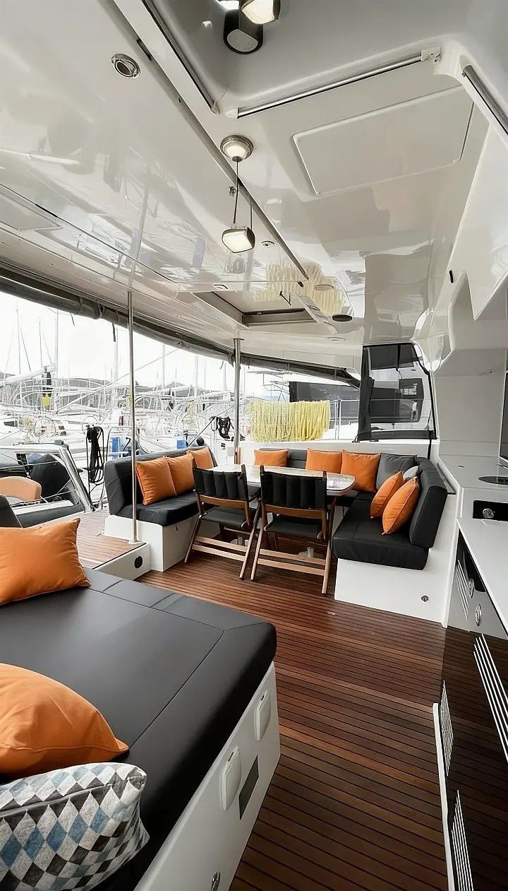 Lagoon 450 F | Loft