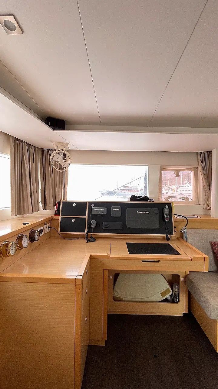 Lagoon 450 F | Loft