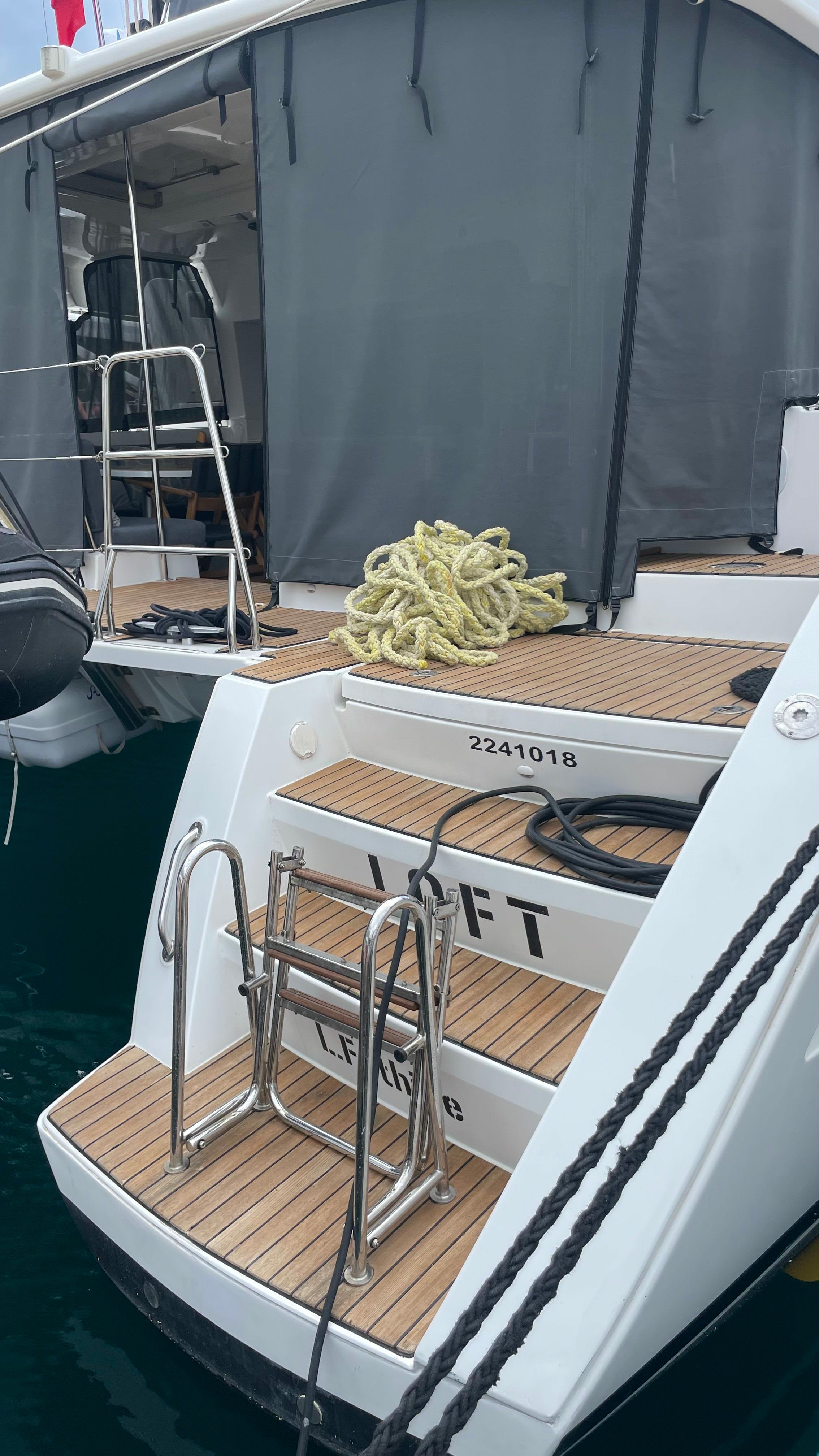 Lagoon 450 F | Loft