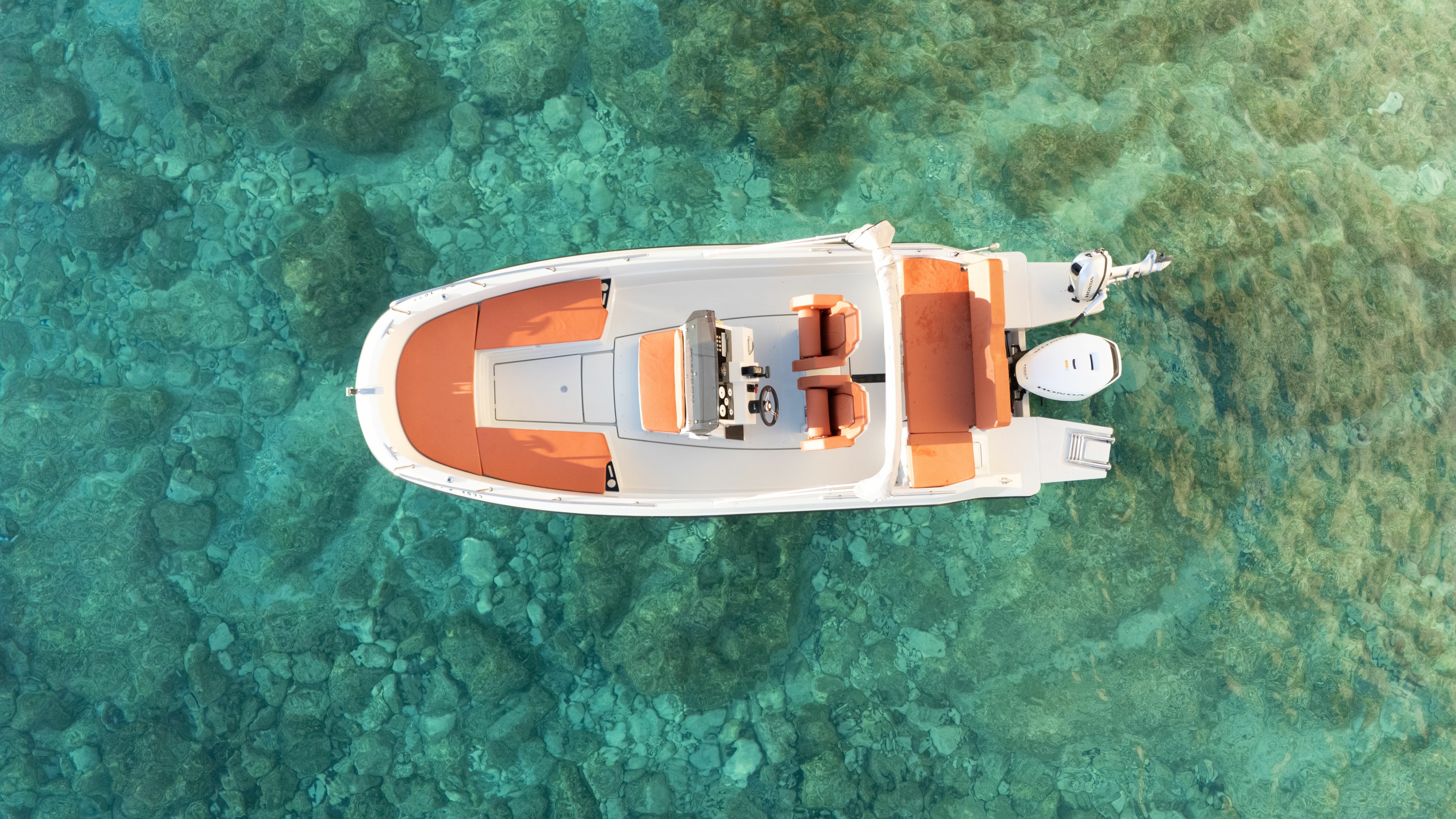 Poseidon 210 | Zef