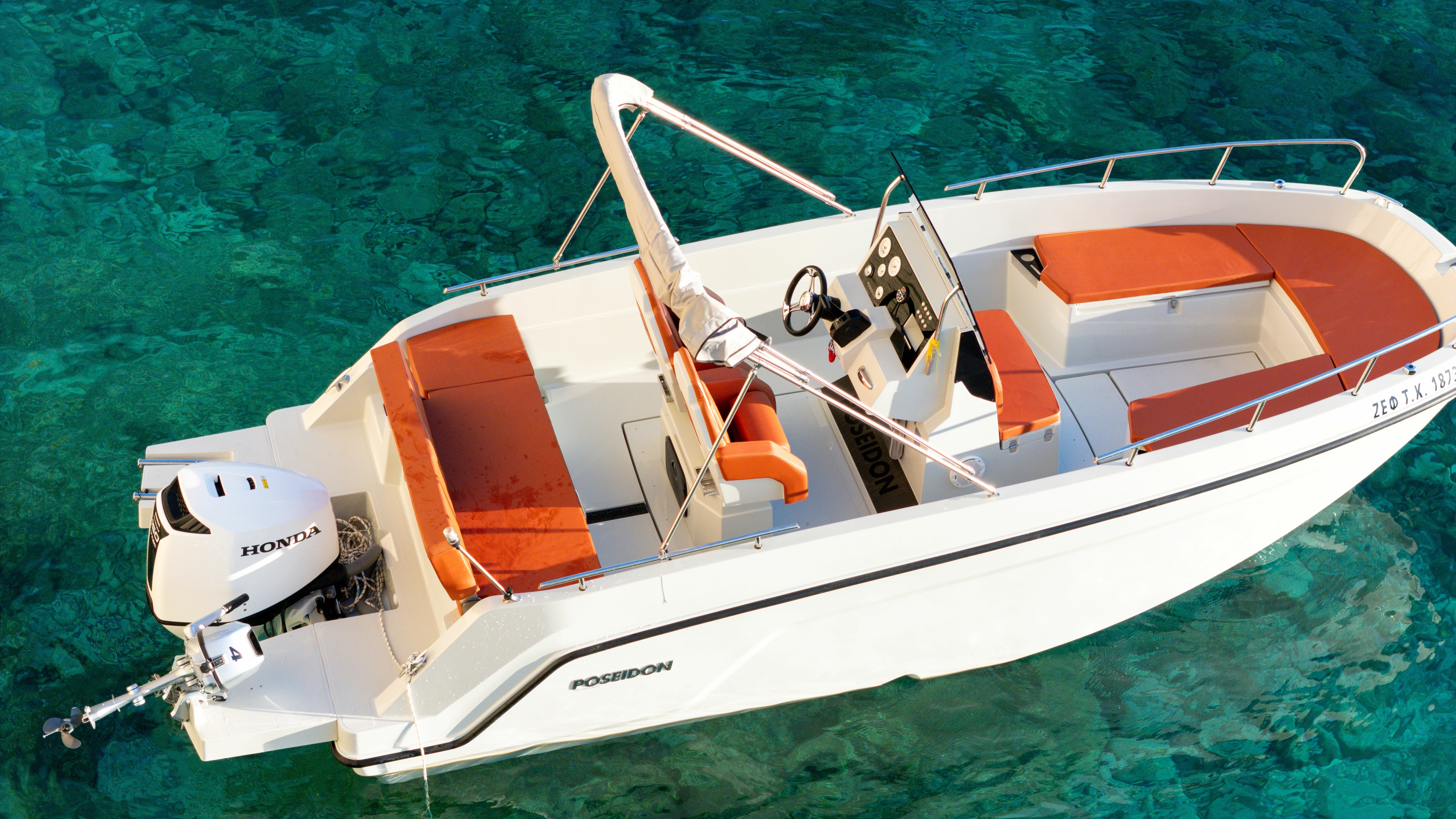 Poseidon 210 | Zef