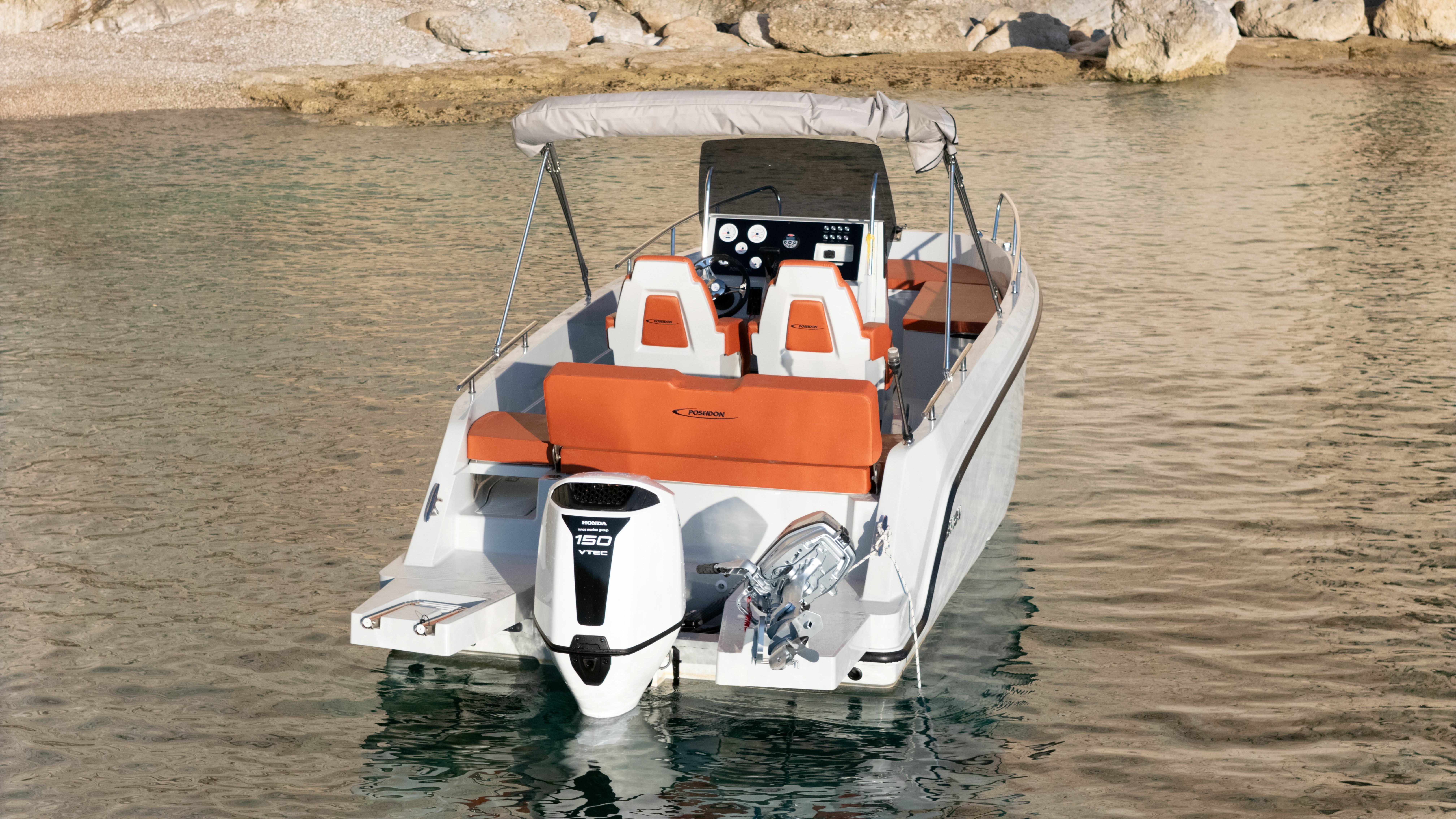 Poseidon 210 | Zef