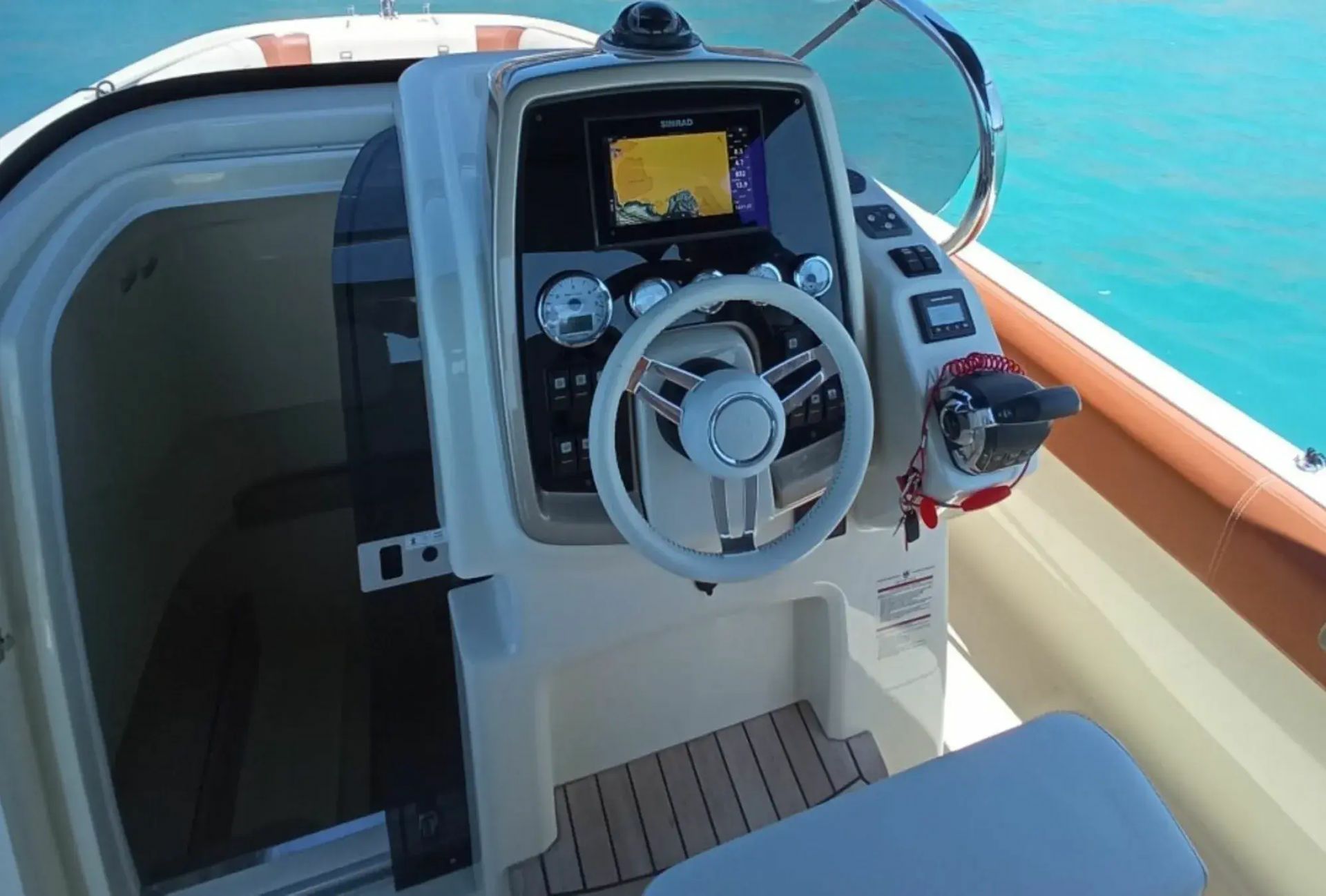 Invictus 280 | Mum