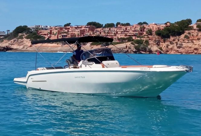 Invictus 280 | Mum