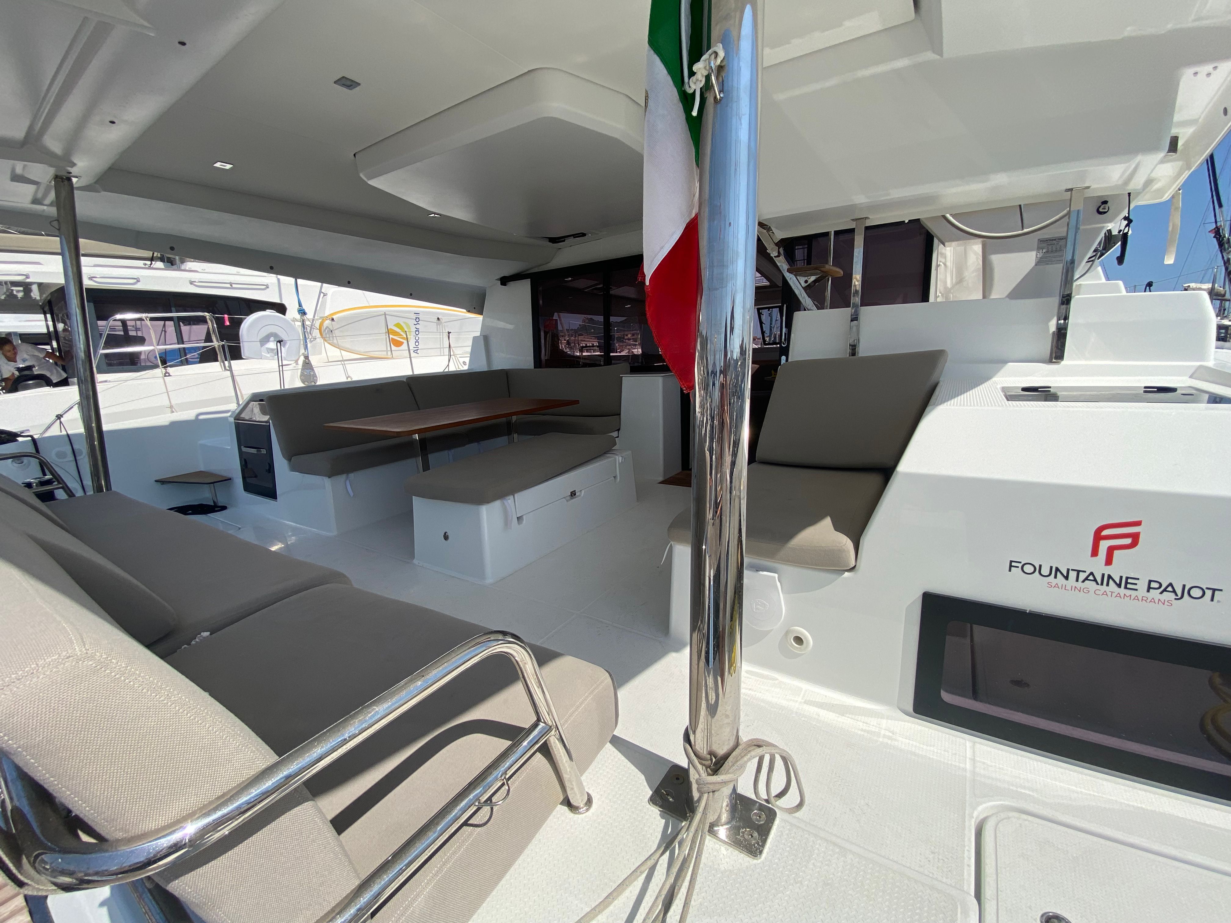 Fountaine Pajot Tanna 47 | Calypso