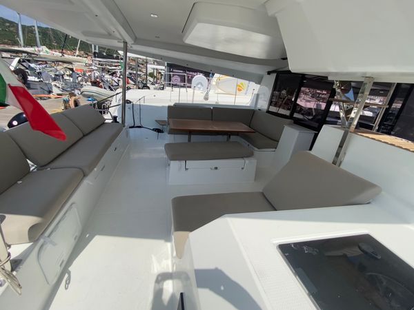 Fountaine Pajot Tanna 47 | Calypso