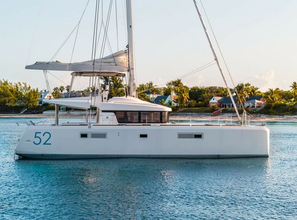 Lagoon 52 F | Vogueo