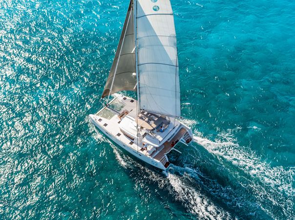 Lagoon 52 F | Vogueo