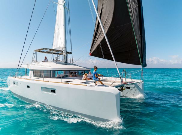 Lagoon 52 F | Vogueo