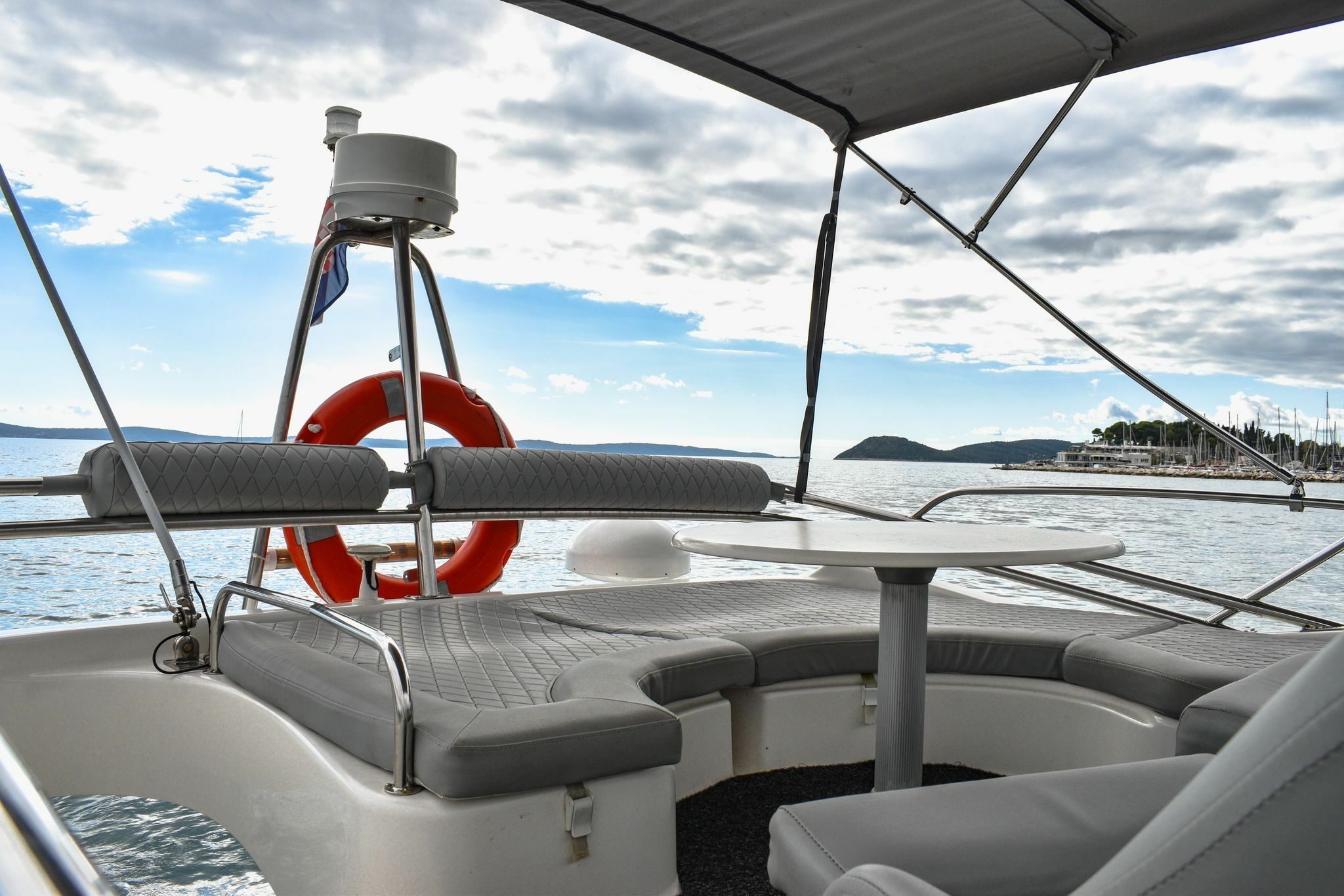 Jeanneau Prestige 32 | Sparrow