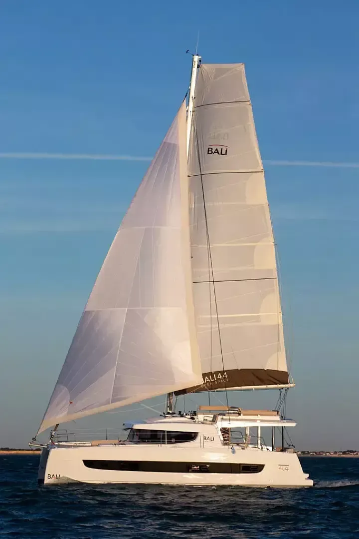 Bali 4.4 | Kiss Reve