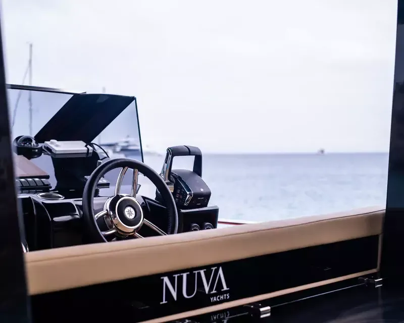 Nuva Yachts M11 | Ramblero