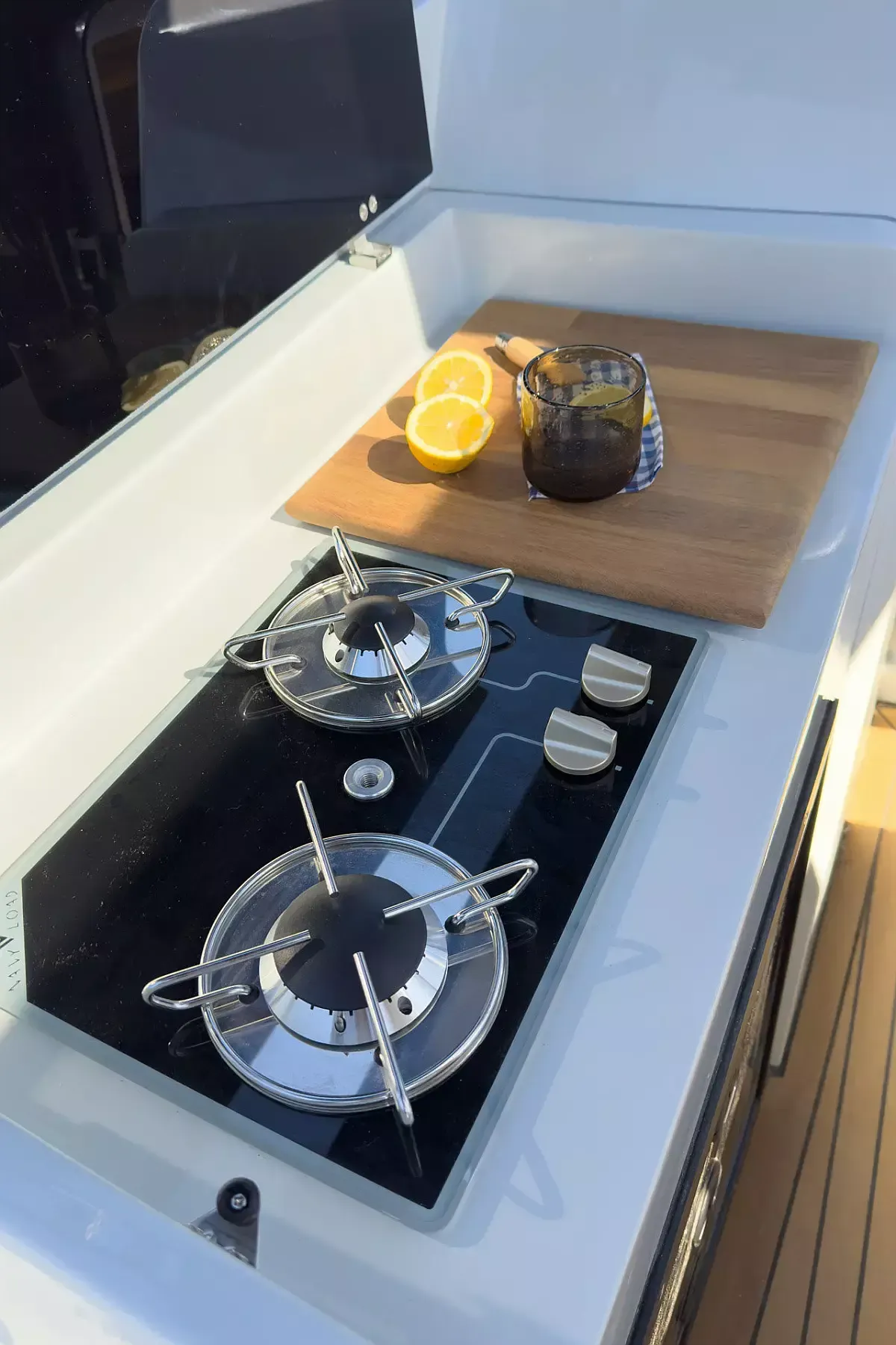 Nuva Yachts M11 | Ramblero