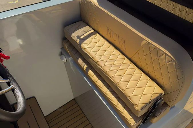 Nuva Yachts M11 | Ramblero