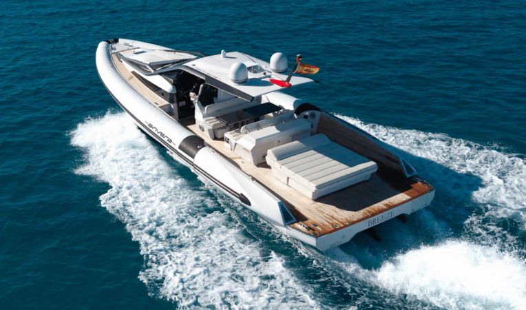 Anvera 48 | Breeze