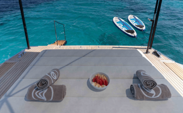 Anvera 48 | Breeze