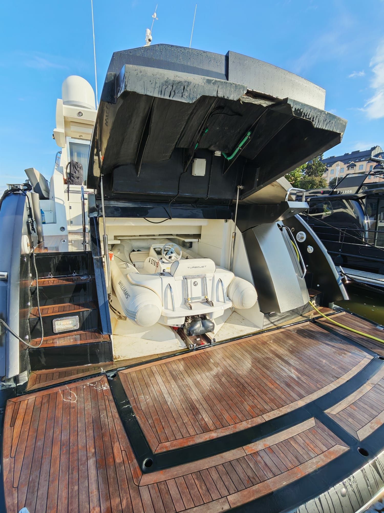 Sunseeker Predator 64 | Pexit