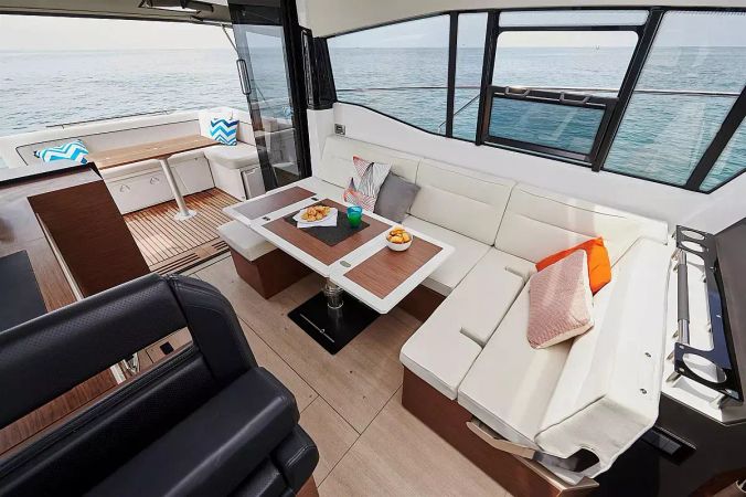 Jeanneau 37 | Royal