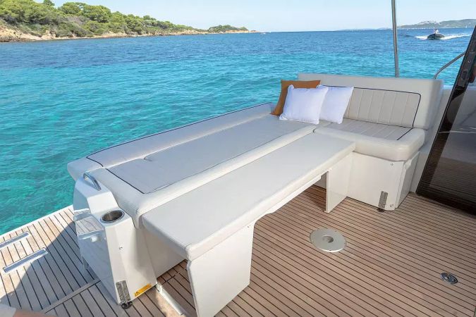 Jeanneau 37 | Royal