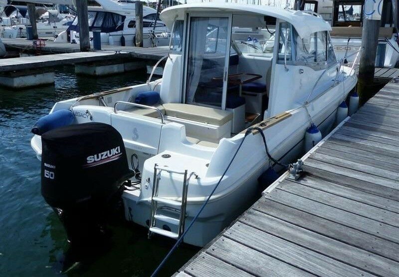 Beneteau Antares 750 | Legacy