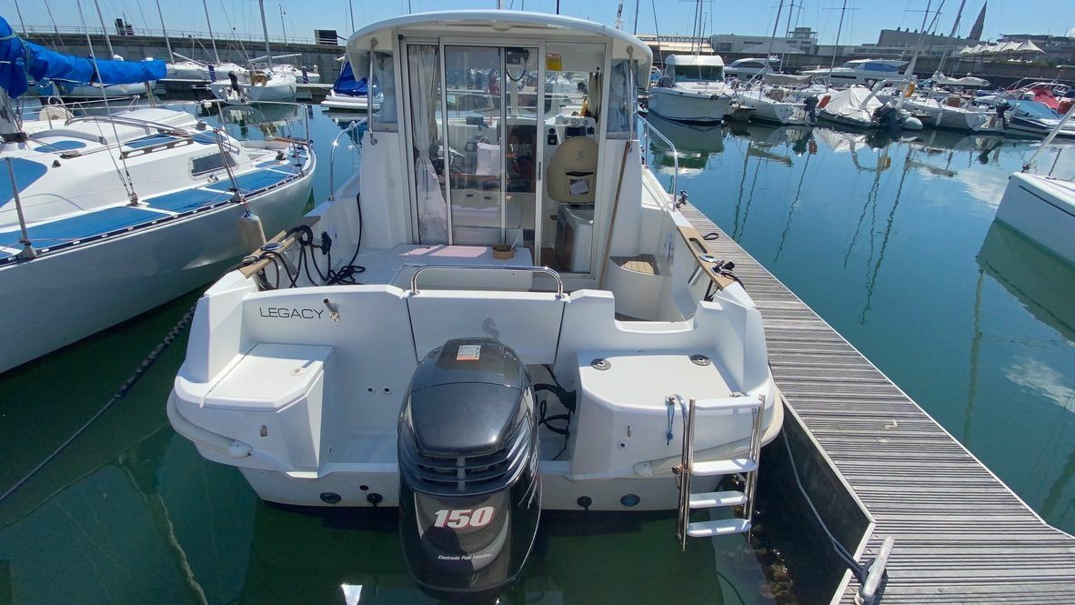 Beneteau Antares 750 | Legacy