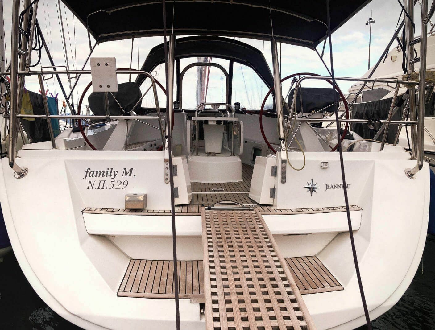 Jeanneau Sun Odyssey 49 | Family M