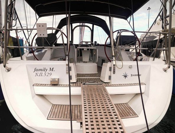 Jeanneau Sun Odyssey 49 | Family M