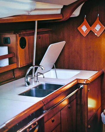 Jeanneau Sun Odyssey 49 | Family M