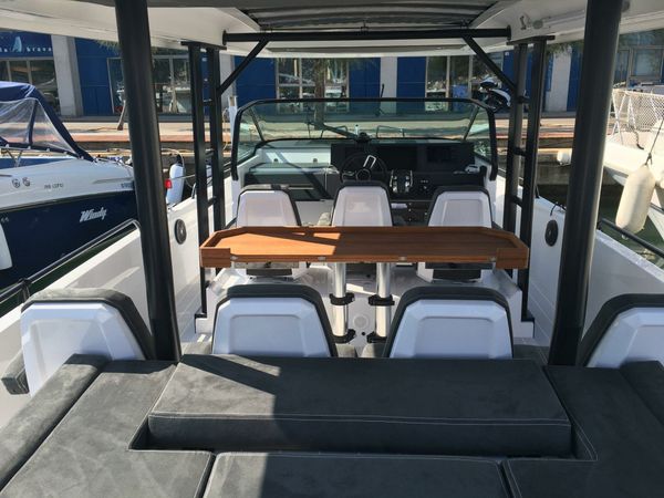 Axopar 37 | Cashaleau