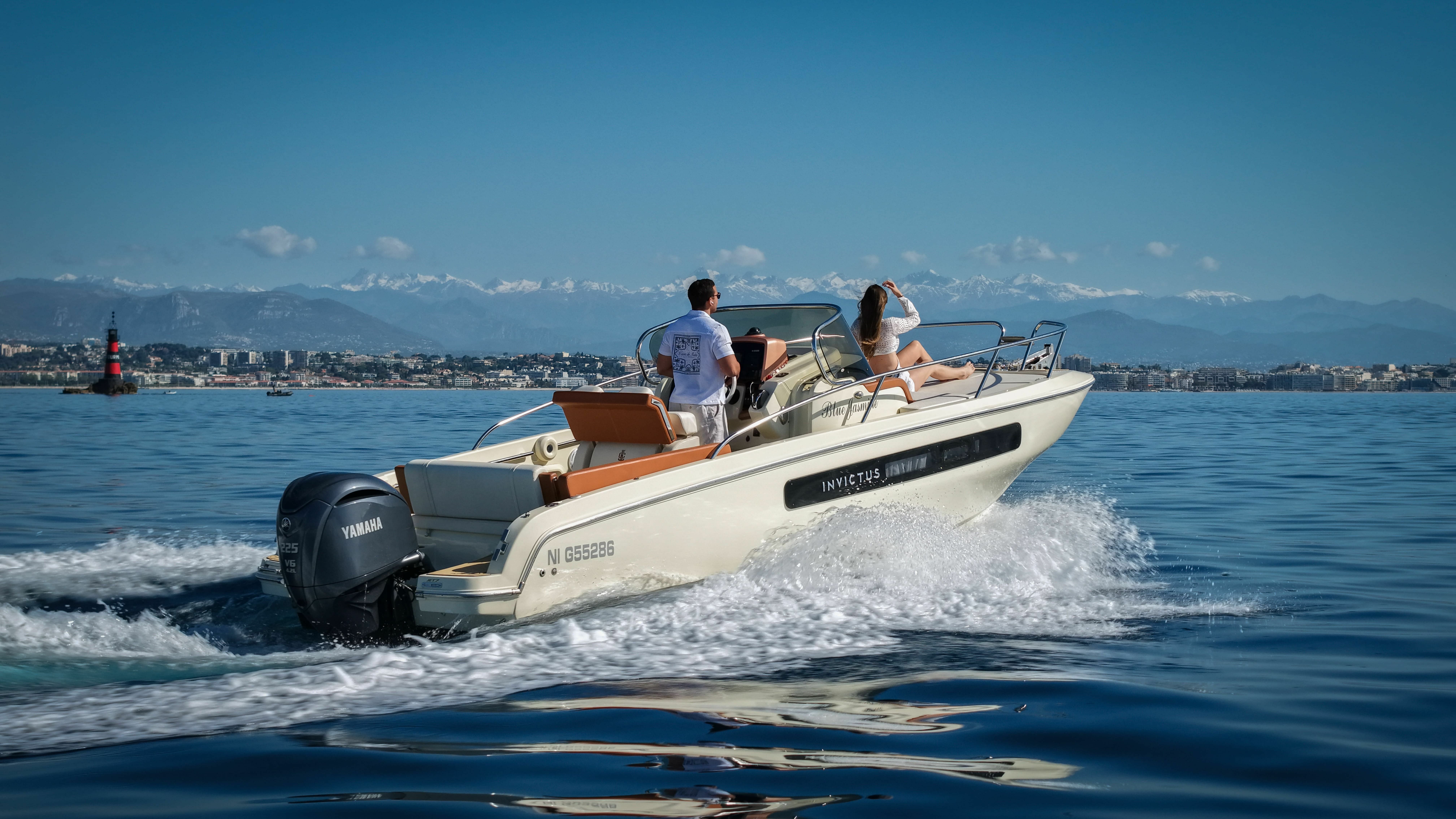 Invictus 240 | Blue Jasmine