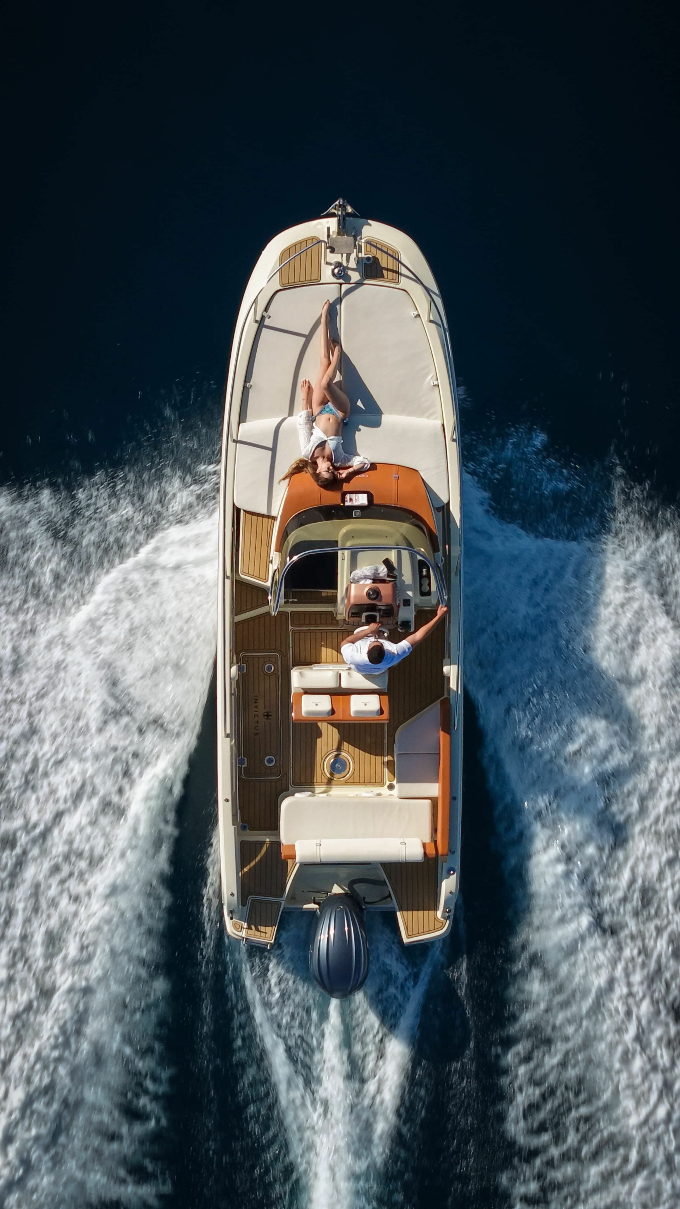 Invictus 240 | Blue Jasmine
