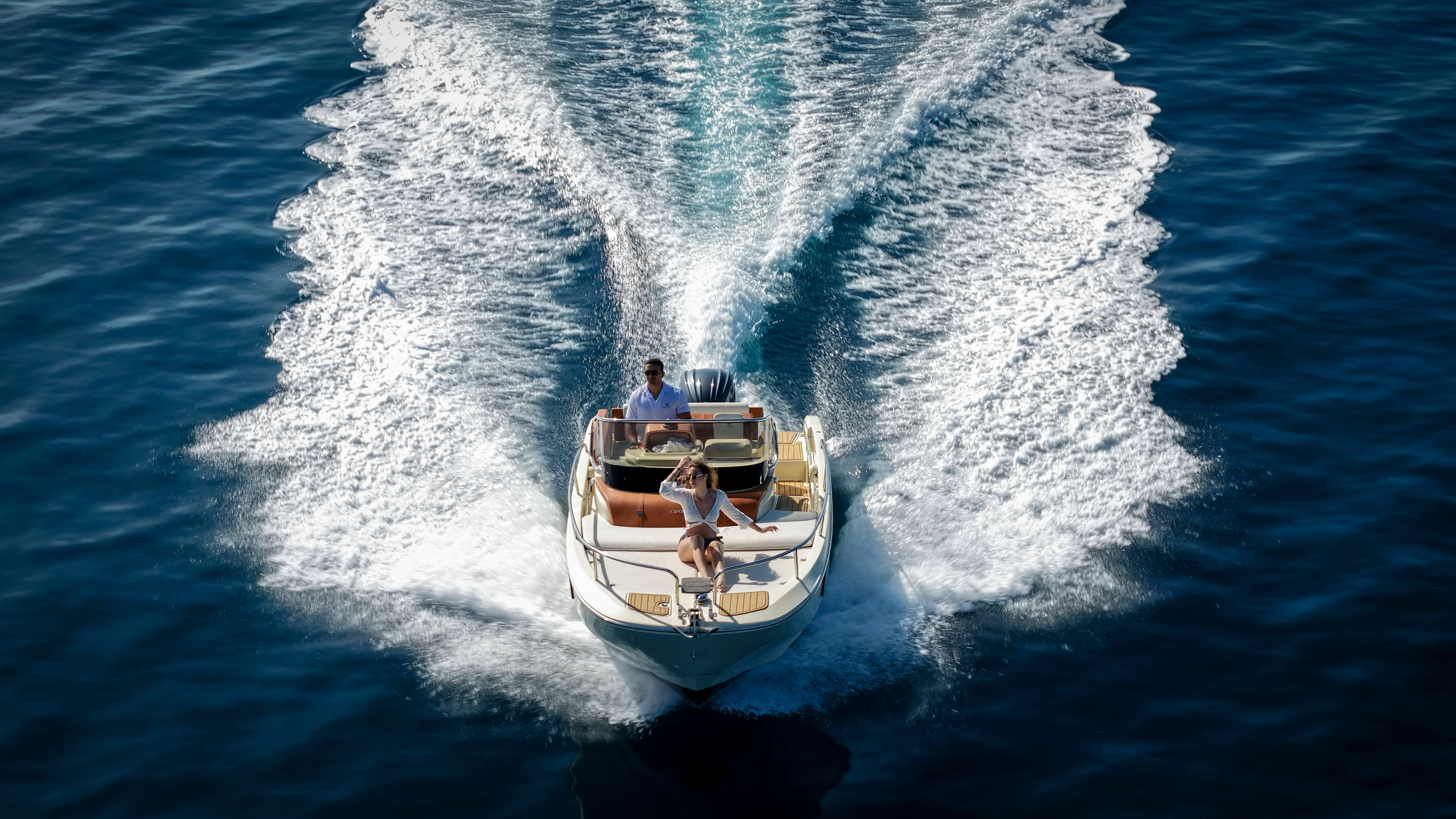 Invictus 240 | Blue Jasmine