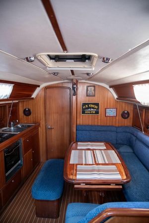 Bavaria Cruiser 37 | Marina