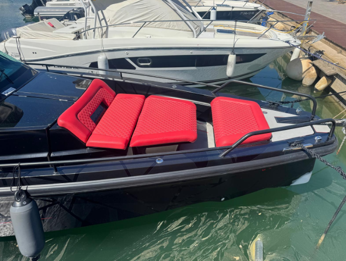 Axopar T-Top Brabus Line 37 | Pacha