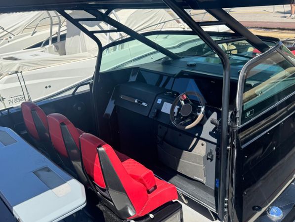Axopar T-Top Brabus Line 37 | Pacha