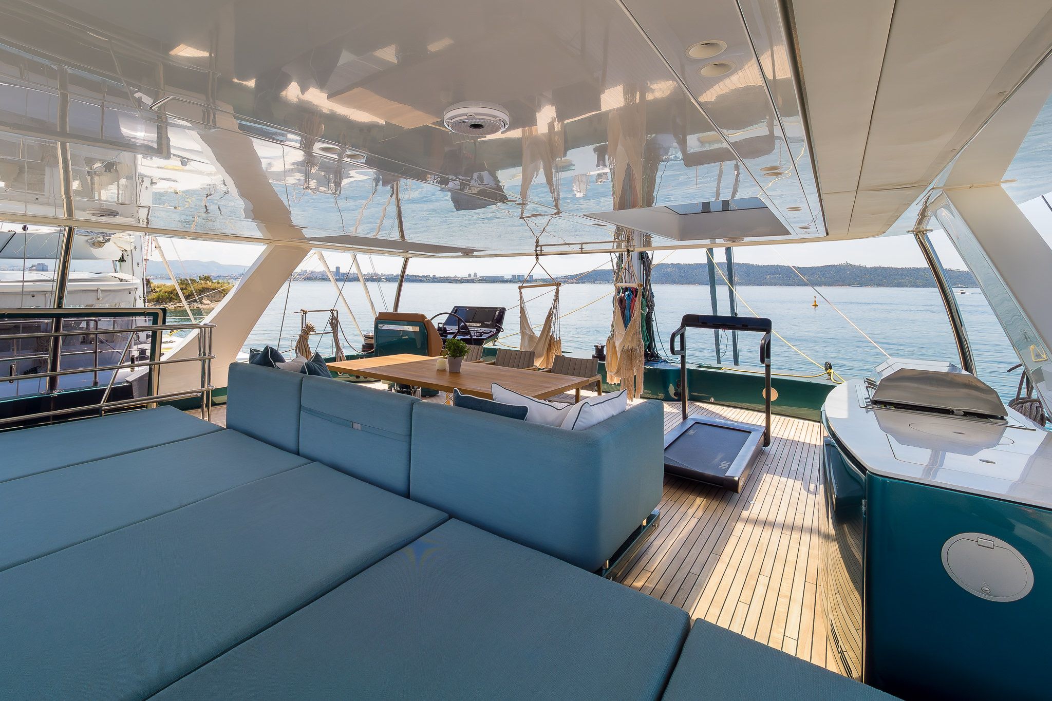 Sunreef 70 | Midori