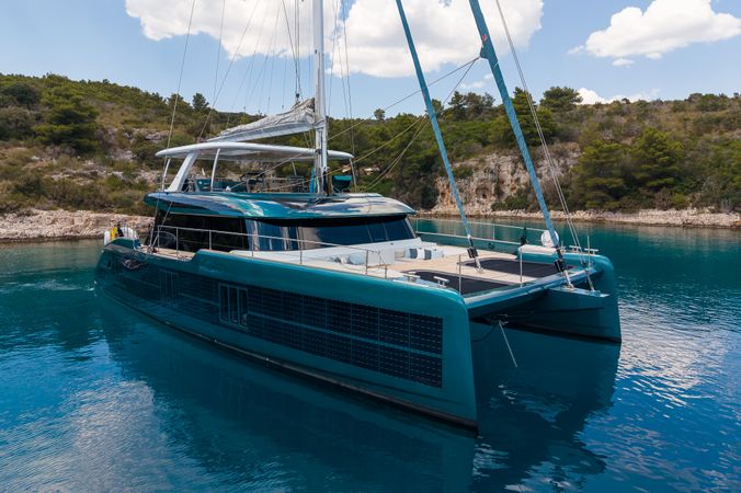 Sunreef 70 | Midori