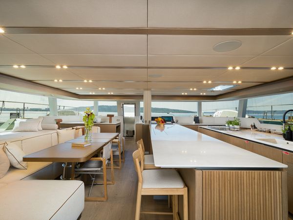 Sunreef 70 | Midori