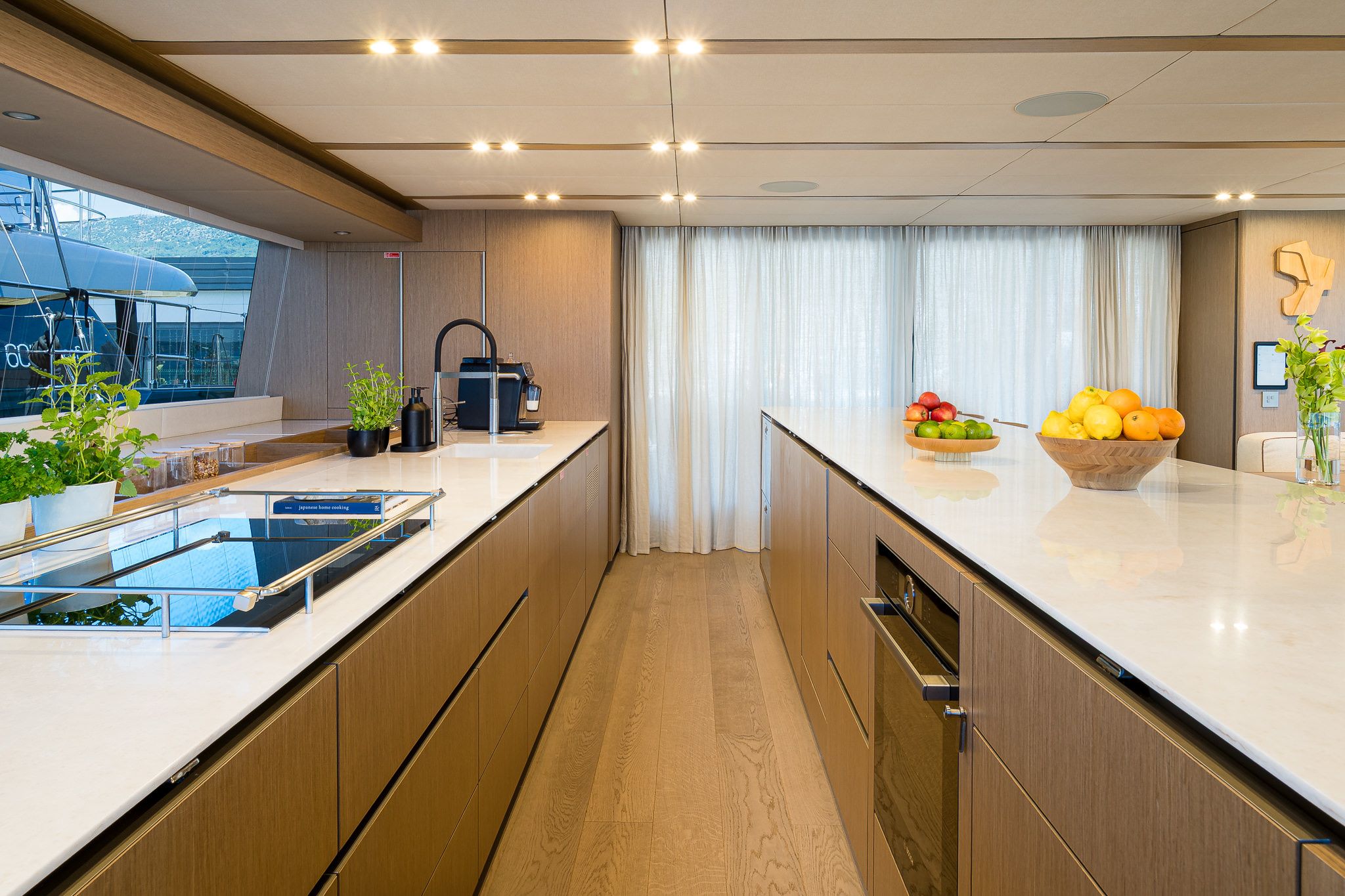 Sunreef 70 | Midori
