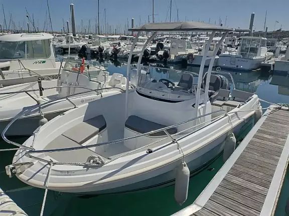 Cap Camarat 5.5 CC