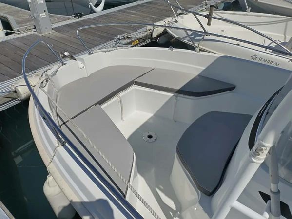 Jeanneau Cap Camarat 5.5 CC | Leo Jules