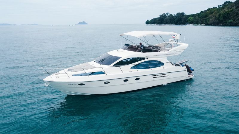 Azimut 46 | Mas Que Aqua