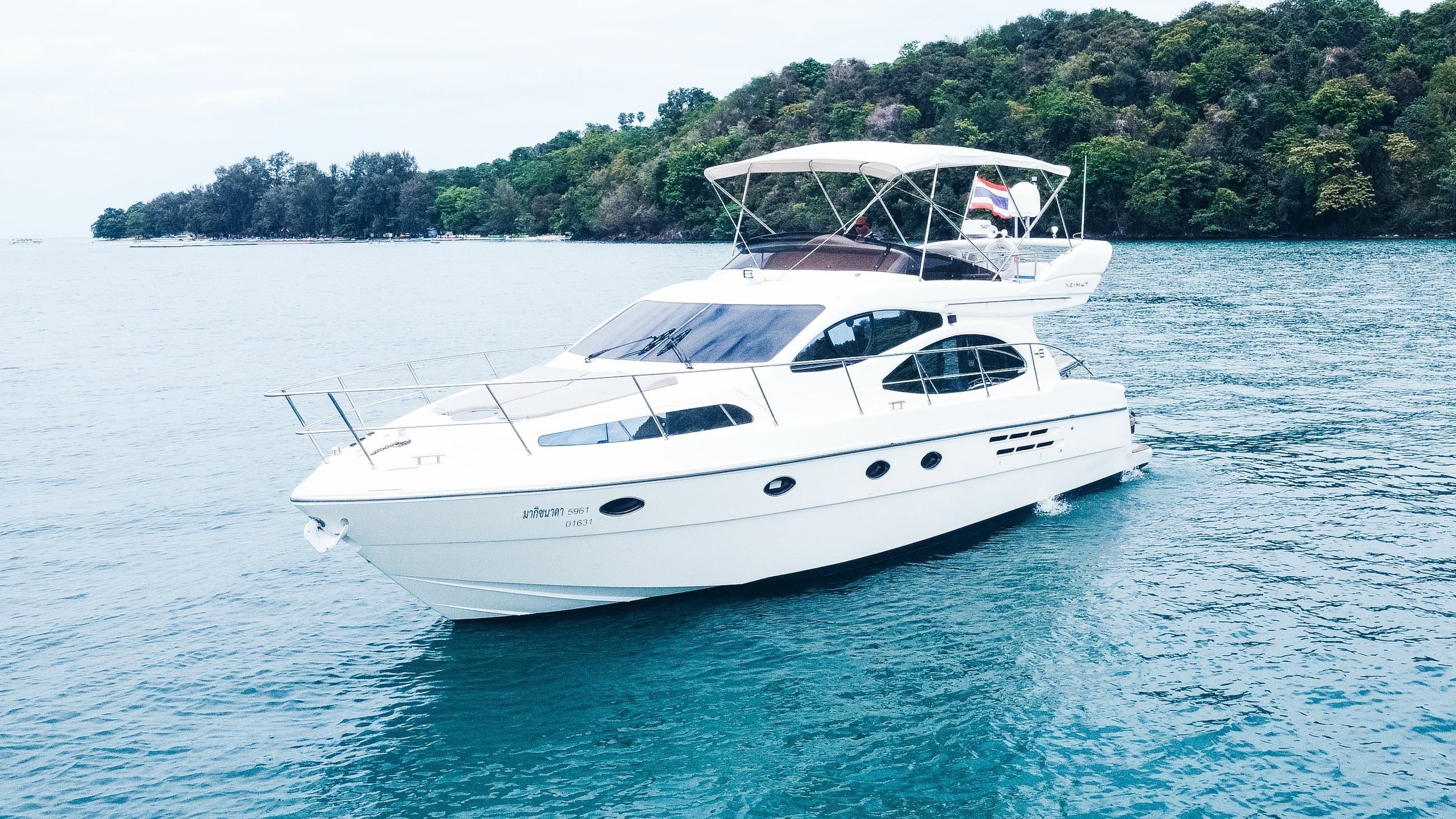 Azimut 46 | Mas Que Aqua