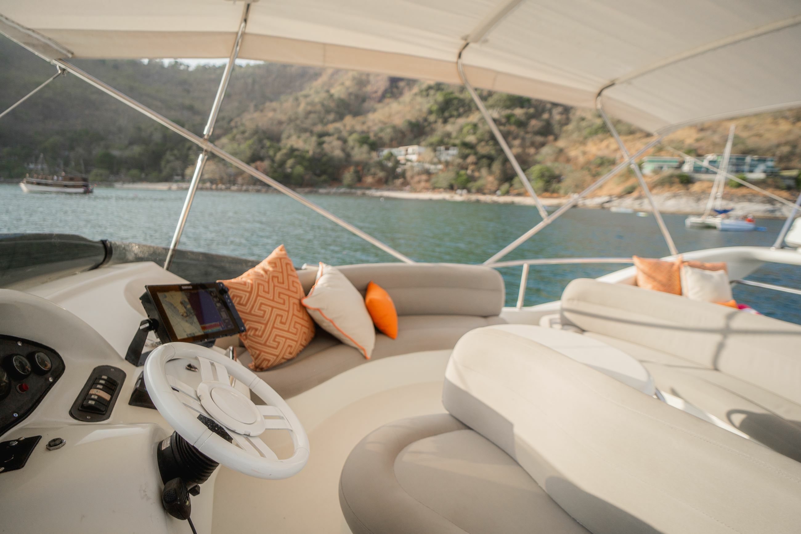 Azimut 46 | Mas Que Aqua