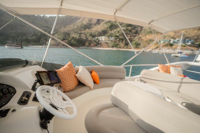 Azimut 46 | Mas Que Aqua