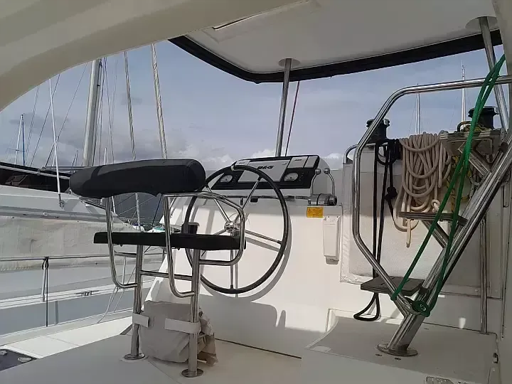 Lagoon 42 | Speranza B&B